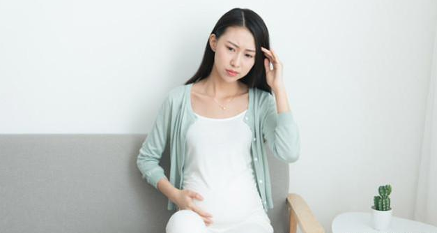 孕期知識：孕媽出現口腔潰瘍，除了多喝水，還可以這樣做